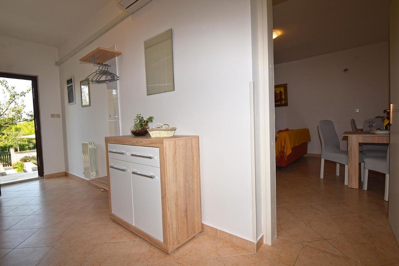 Apartments Bor เมดูลิน ภายนอก รูปภาพ