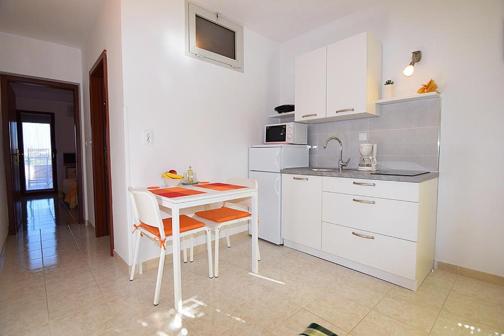Apartments Bor เมดูลิน ภายนอก รูปภาพ